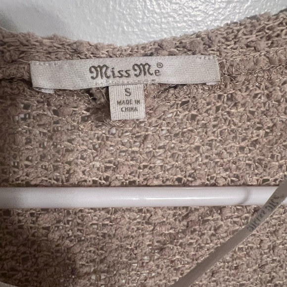 Sz A Miss Me sweater with fringe and lace - Picture 5 of 12